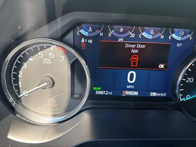 Used 2023 Black Ford XLT image 4