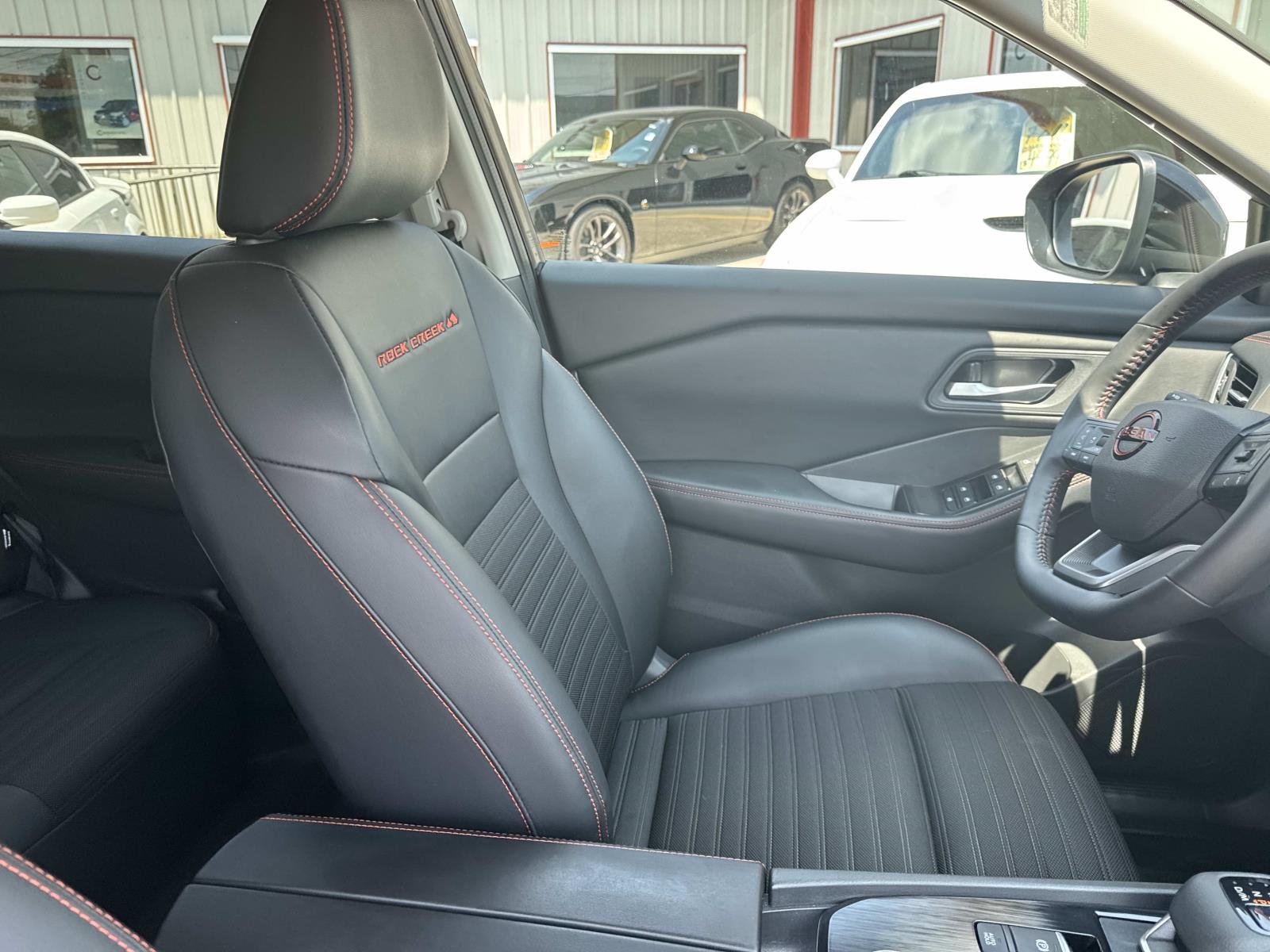 2025 Nissan Rogue Rock Creek - Photo 10
