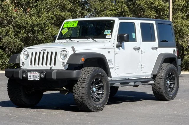 Used 2016 White Jeep Unlimited Sport image 8