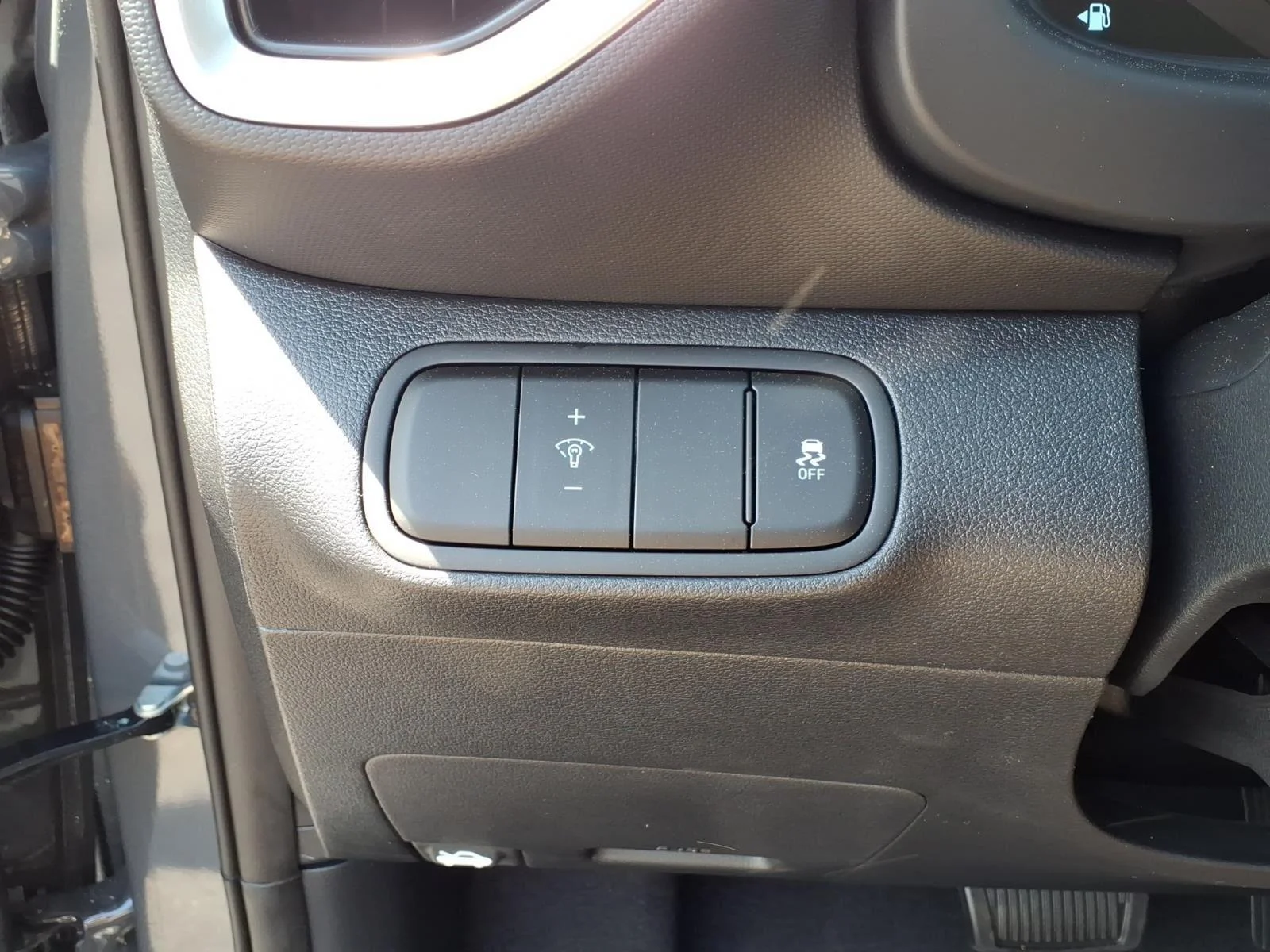 New 2026 Ecotronic Gray Hyundai SE image 24