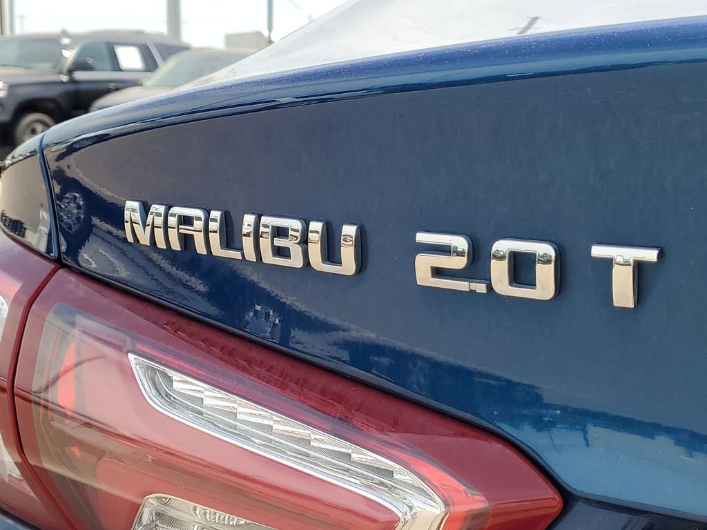 Used 2019 Blue Chevrolet Premier image 6