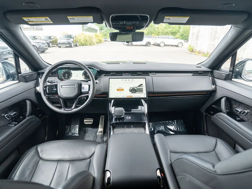 Certified Used 2025 Black Land Rover Dynamic SE image 18
