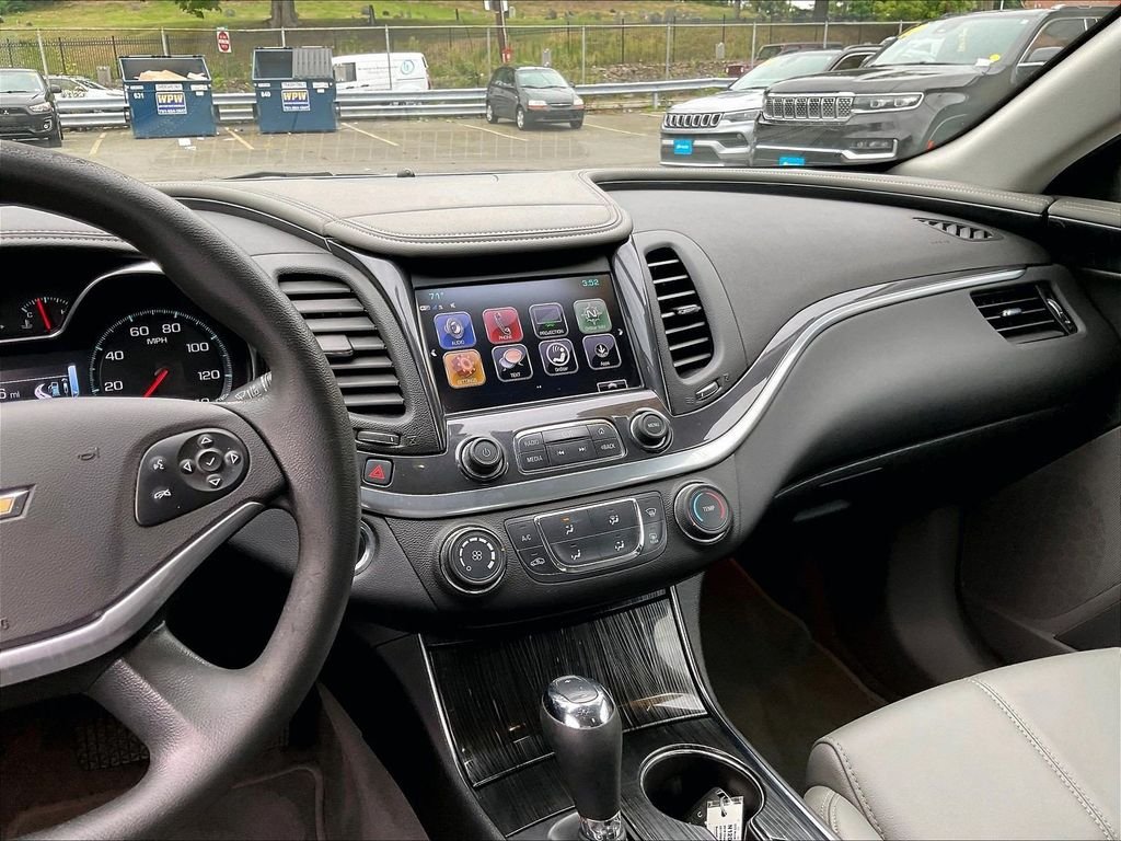 Used 2019 White Chevrolet LS image 18