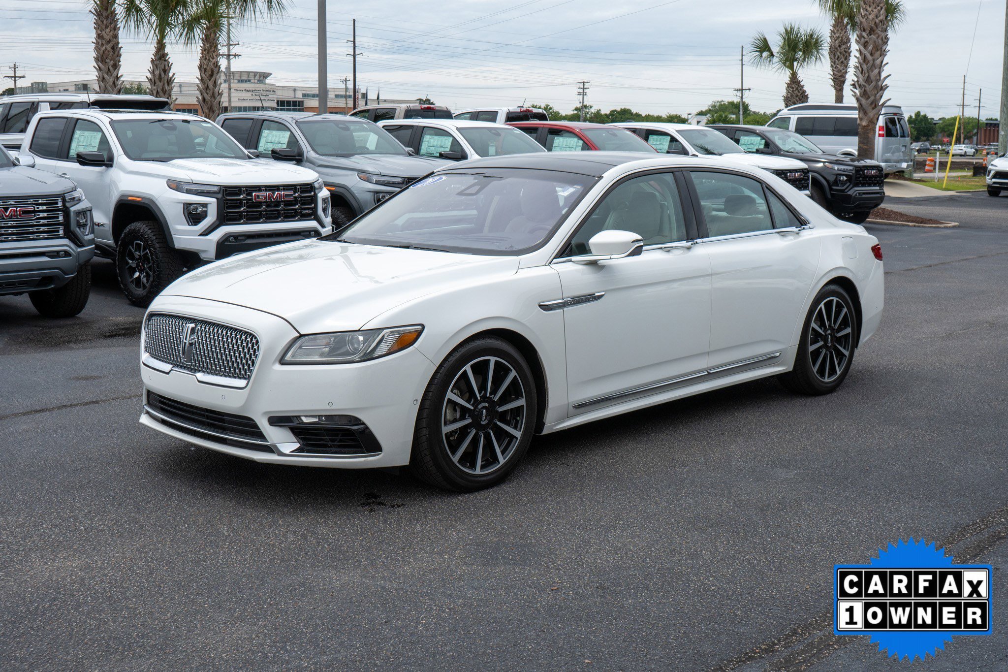 Used 2020 White Lincoln Reserve image 7