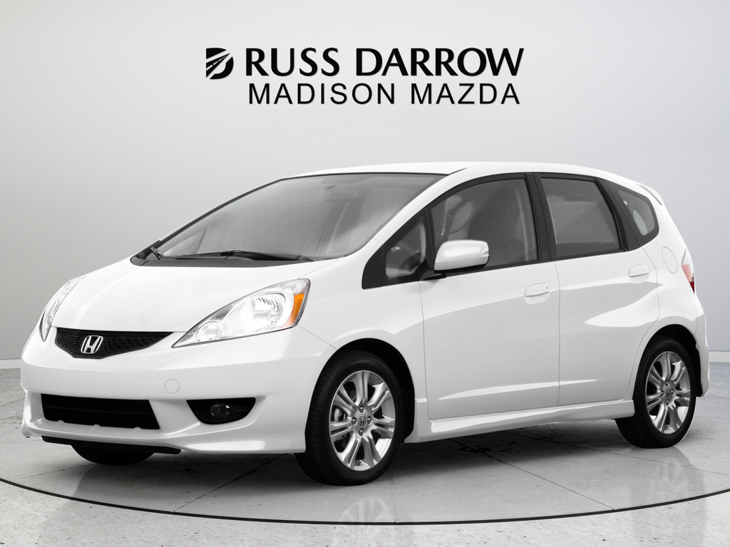 Used 2009 White Honda Sport image 1