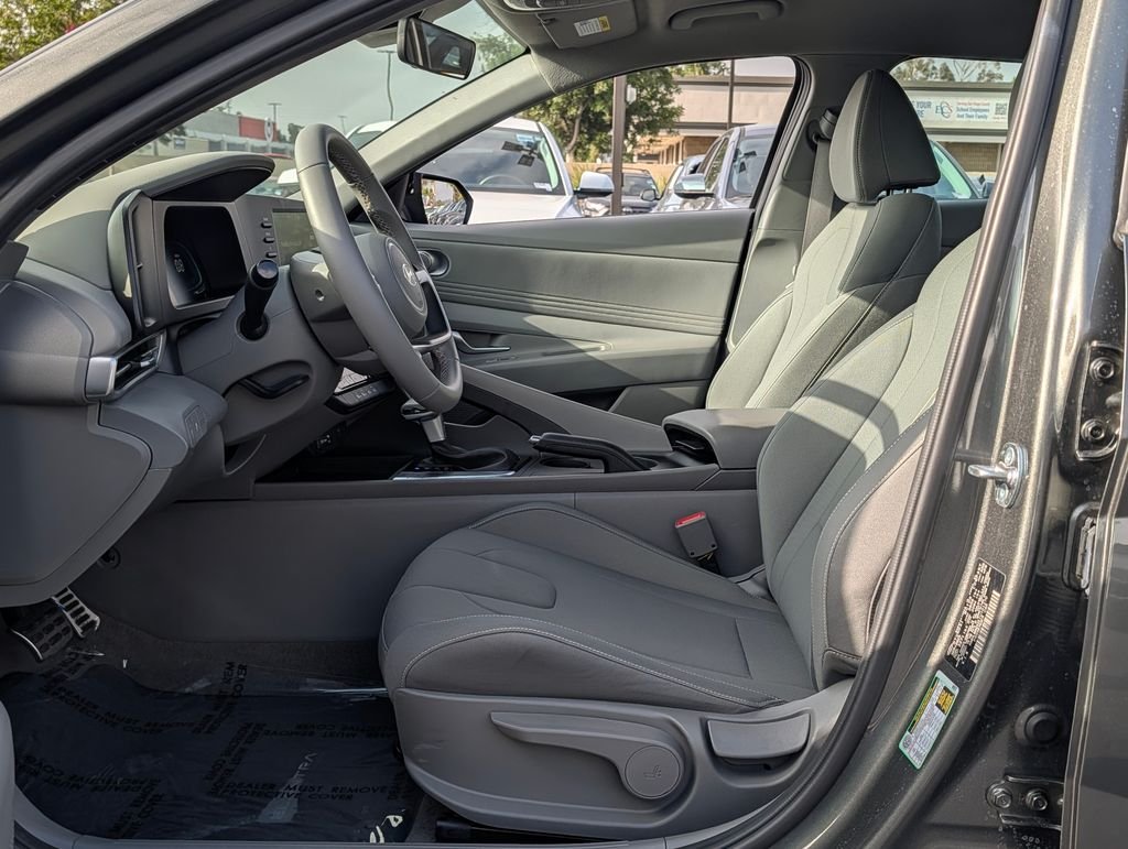 2026 Hyundai Elantra SEL Sport - Photo 10