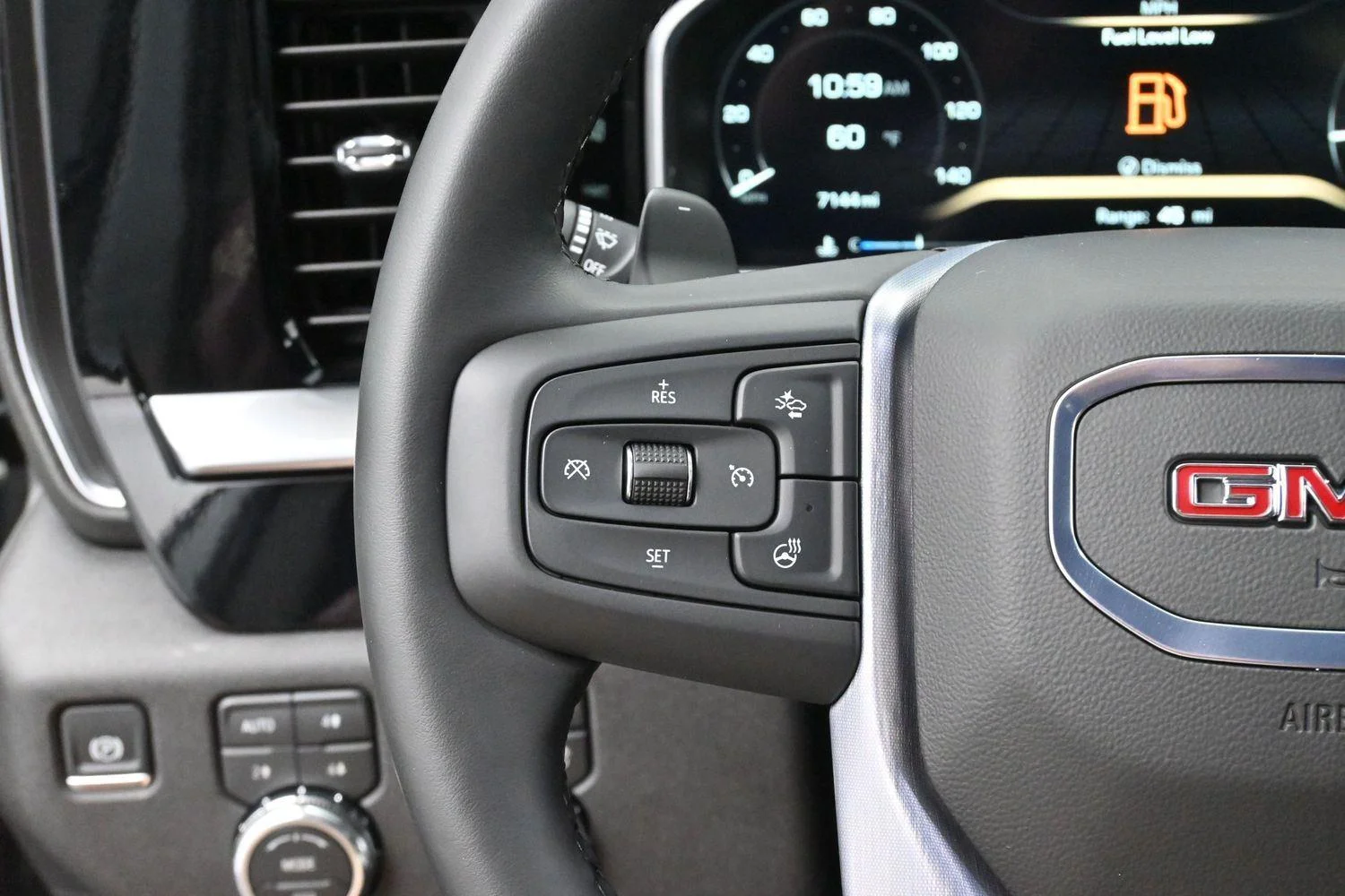 Used 2026 Sterling Metallic GMC Elevation image 17