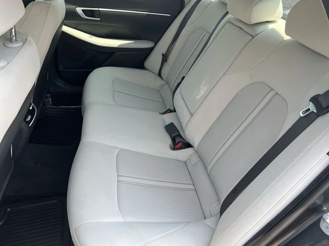 Used 2025 Gray Hyundai SEL image 36