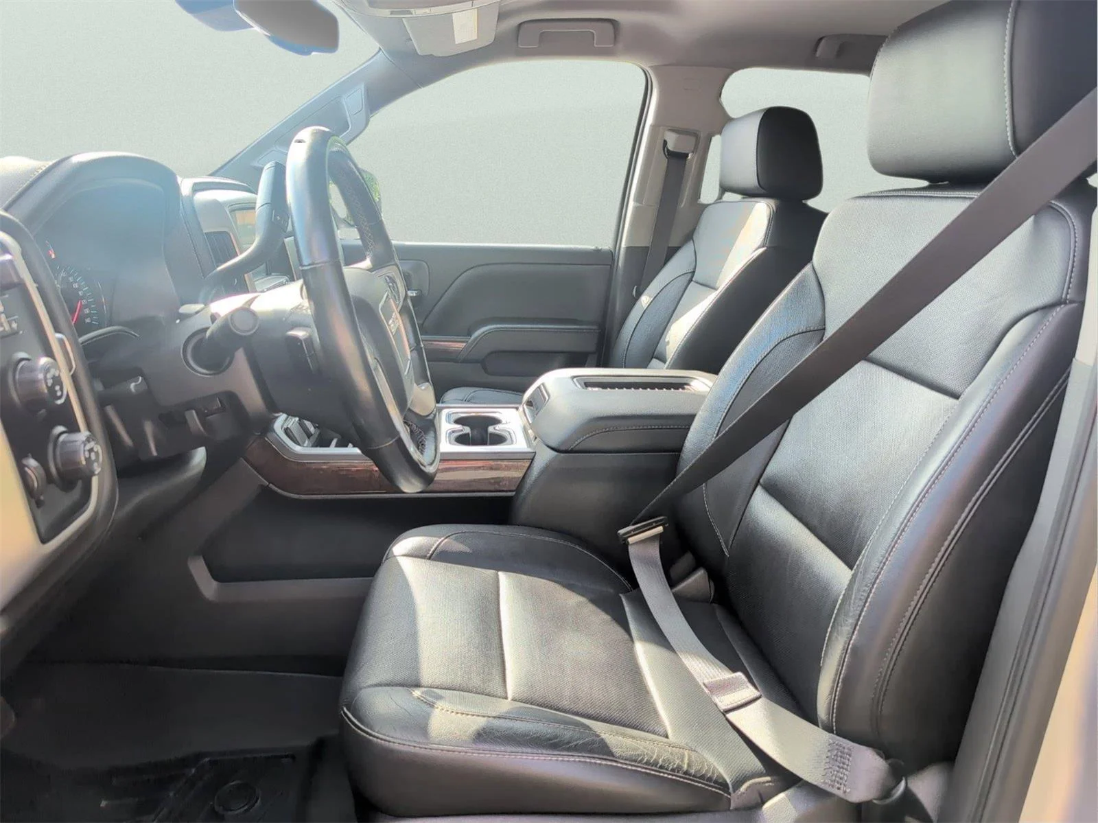 Used 2018 Quicksilver Metallic GMC SLT image 12