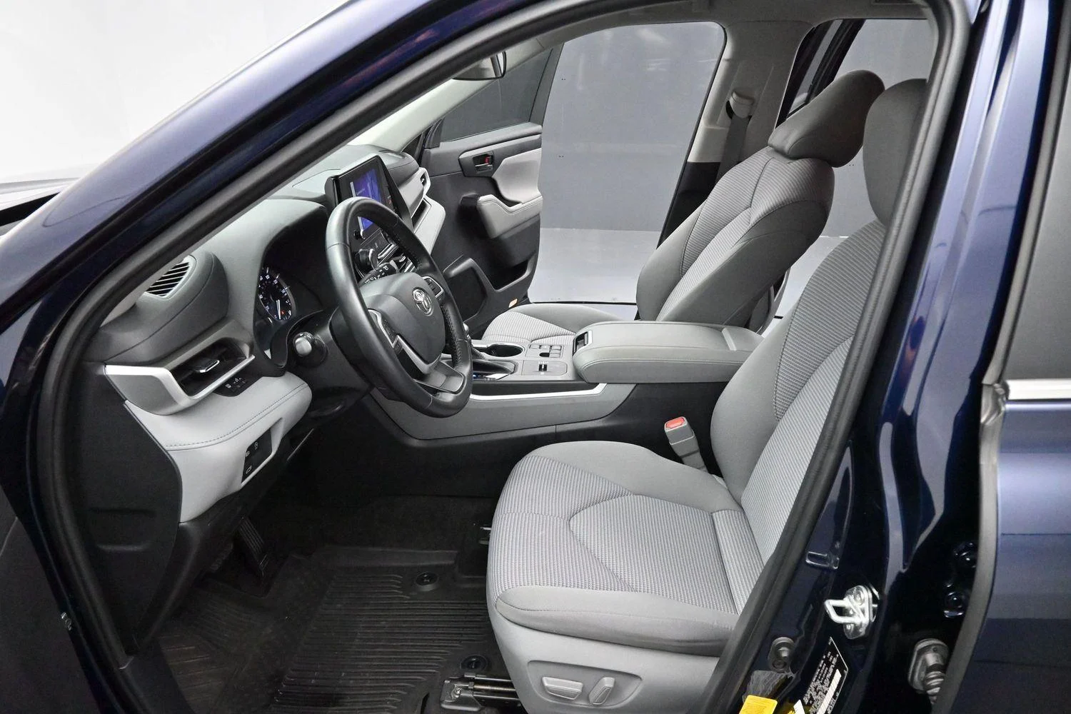 Used 2023 Blueprint Toyota L image 11