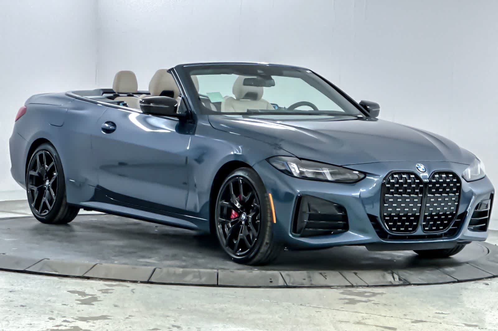 2026 BMW 4 Series 430i - Photo 9