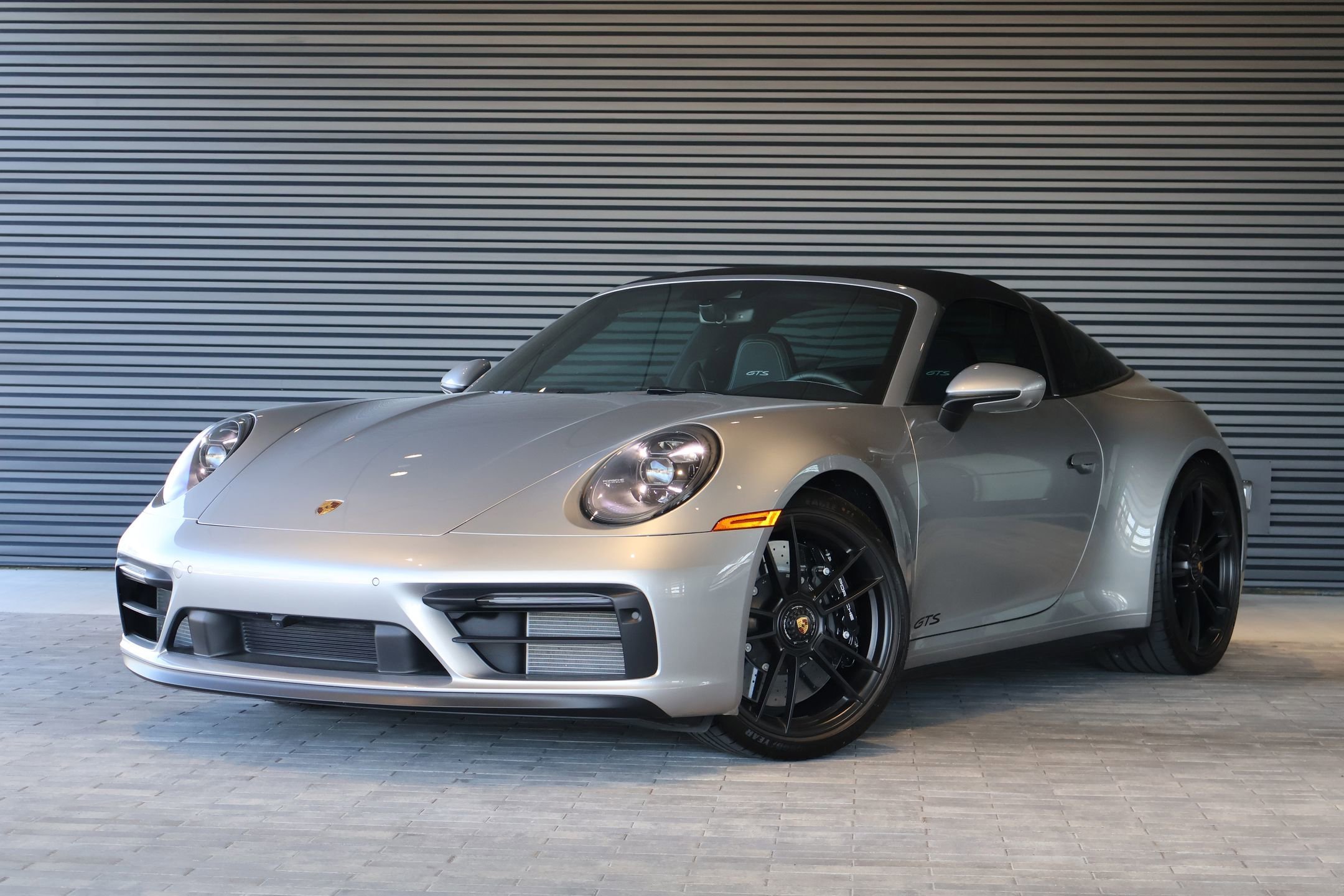 2024 Porsche 911 GTS