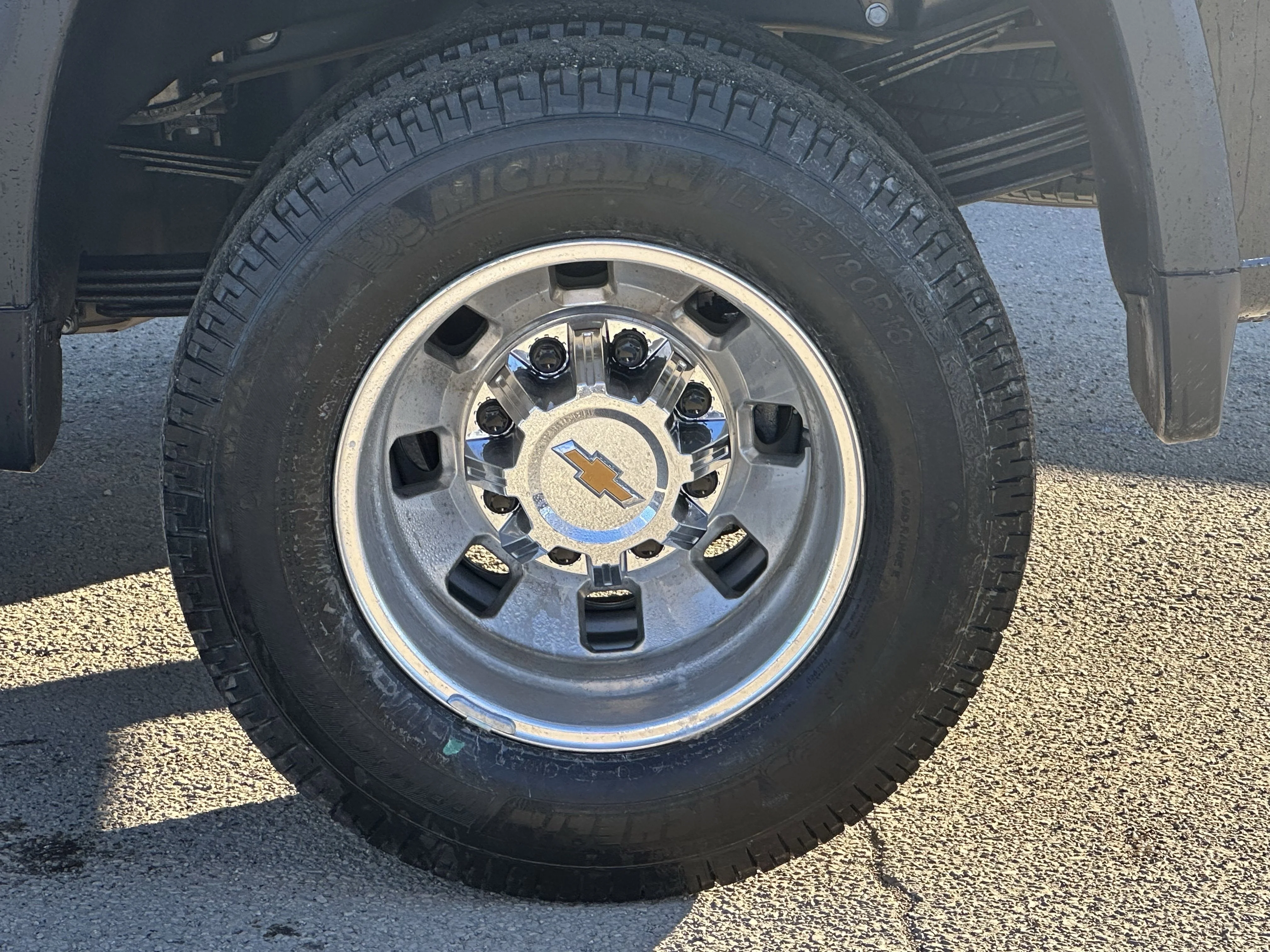 New 2026 Black Chevrolet High Country image 7