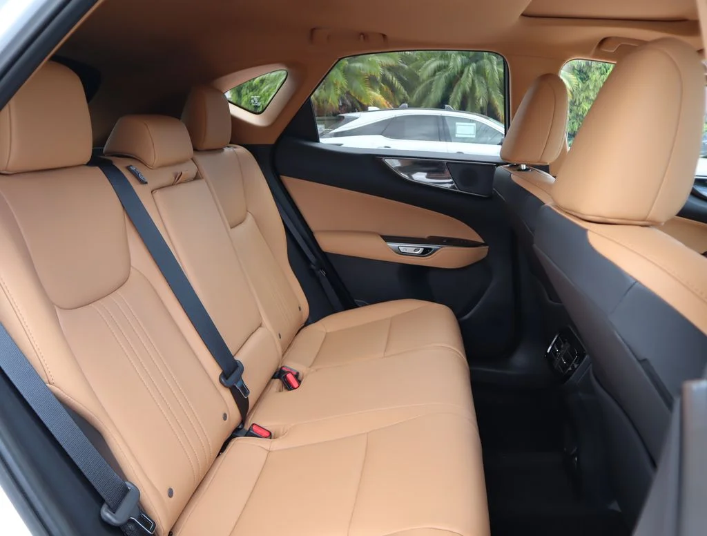 New 2026 White Lexus 350 Base image 34