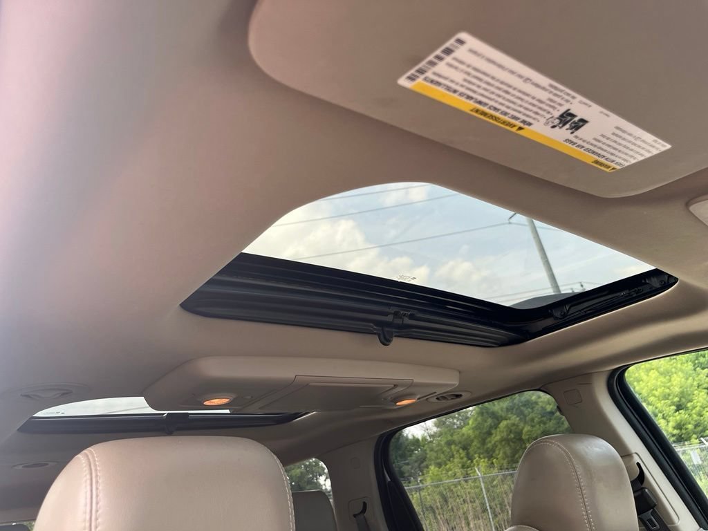 Used 2016 WHITE FROST TRICOAT GMC Denali image 40