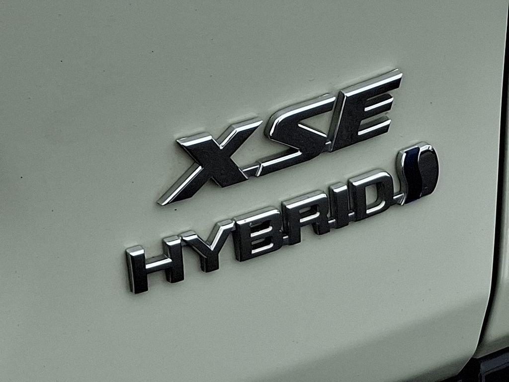 Used 2021 White Toyota XSE image 33