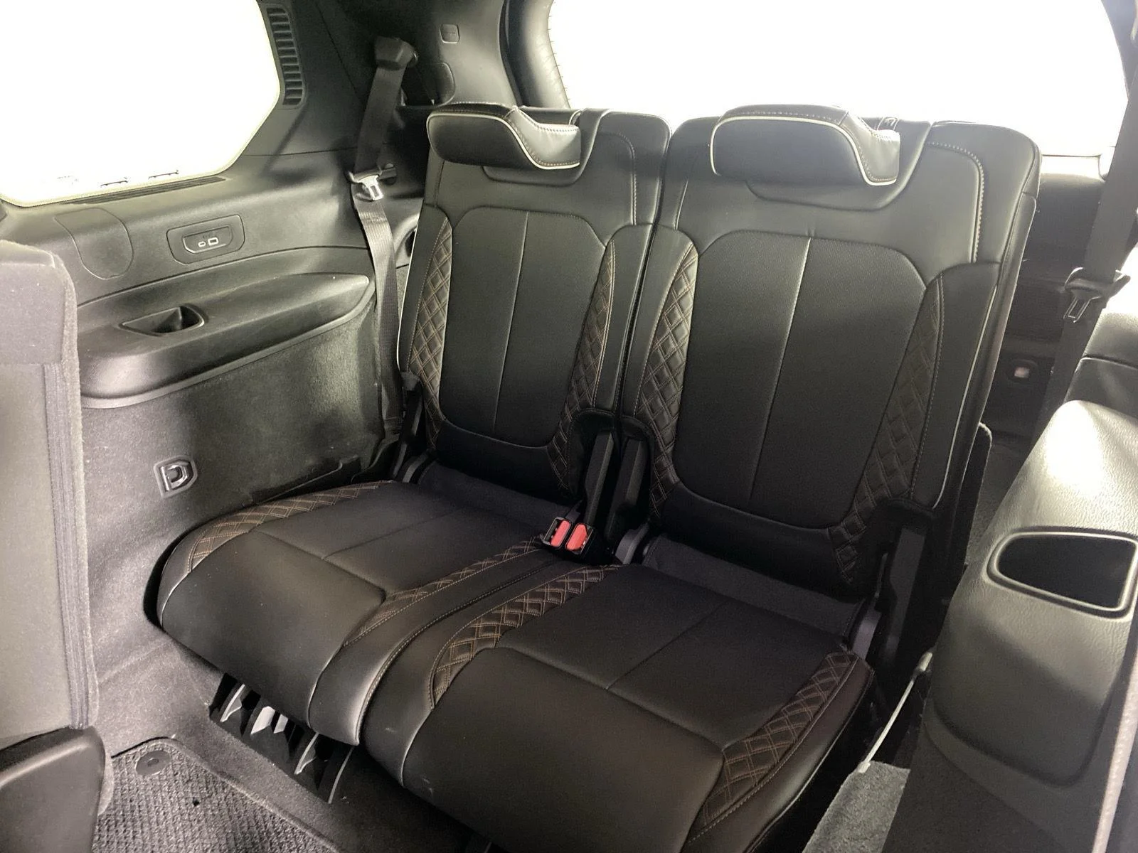Used 2022 Bright White Clearcoat Jeep Summit Reserve image 26