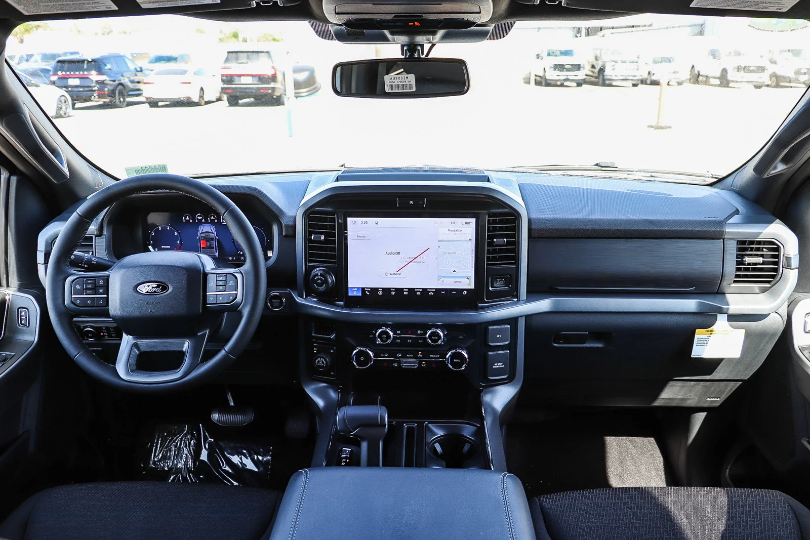 New 2026 Carbonized Gray Metallic Ford XLT image 15