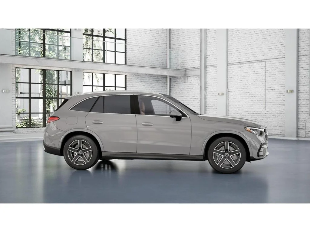 New 2027 White Mercedes-Benz GLC 300 image 46