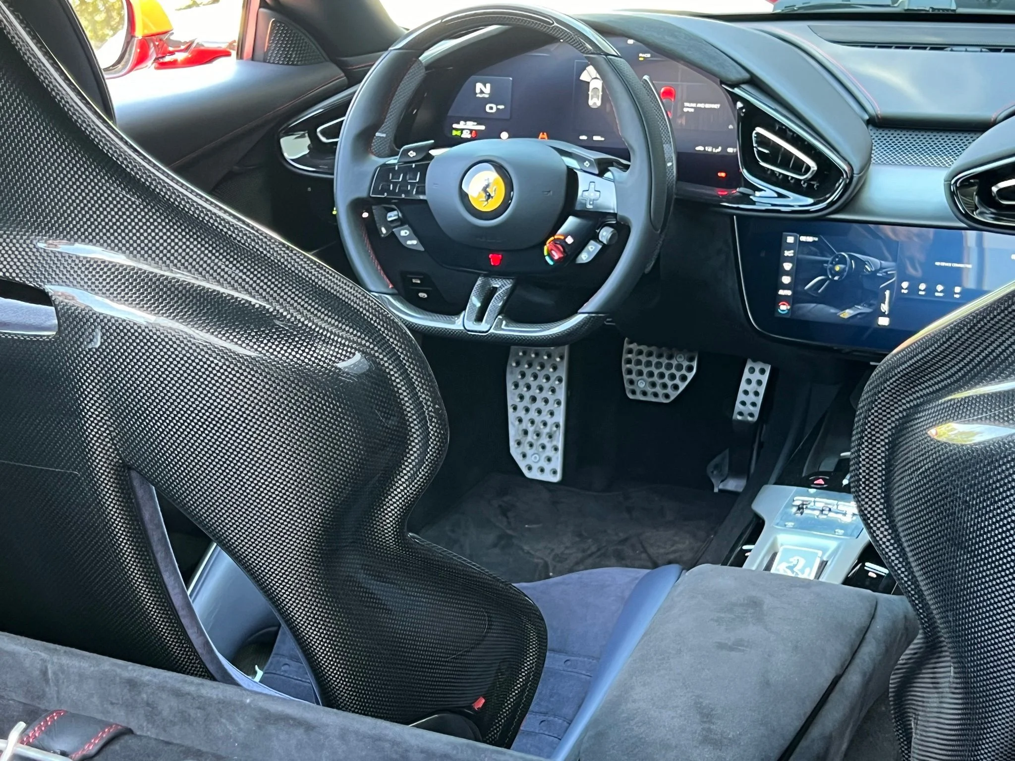 Used 2025  Ferrari Base image 36