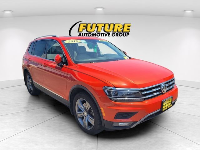 Used 2018 Orange Volkswagen 2.0T SEL Premium image 1