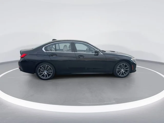 Used 2019 Black BMW 330i image 8