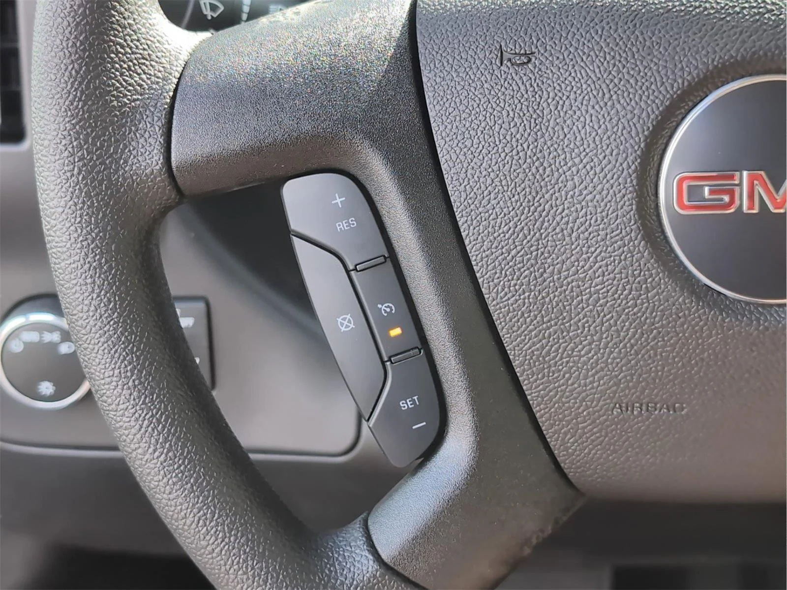 New 2026 Summit White GMC Work Van image 17