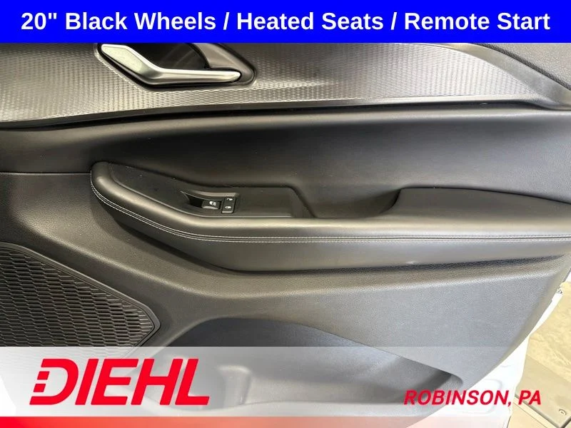 Used 2023 White Jeep Altitude X image 15
