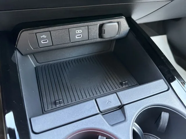 New 2026 Cutting Edge Toyota XLE AWD image 24