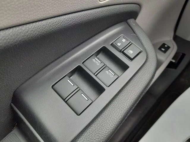 Used 2018  Honda EX-L image 37