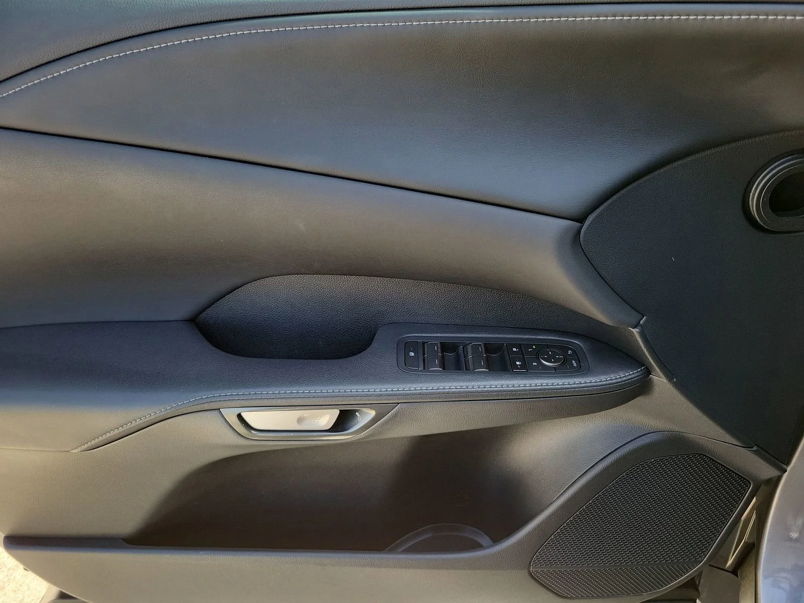 2023 Lexus RX 350 - Photo 23