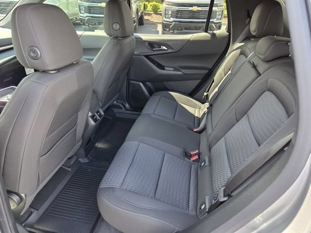2027 Chevrolet Equinox LT - Photo 8