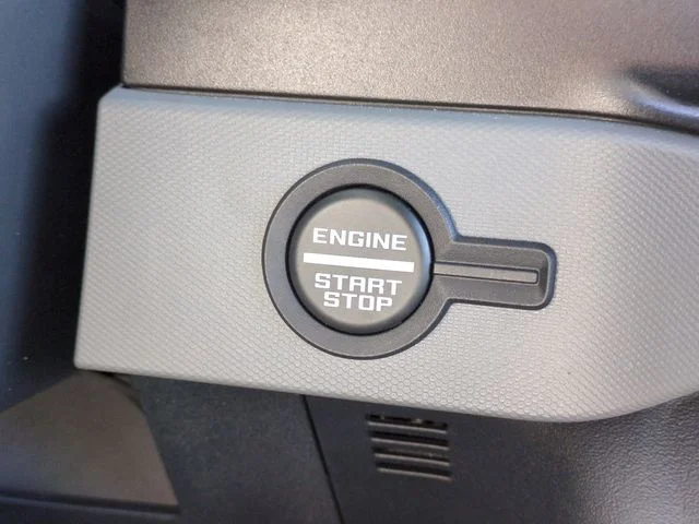 Used 2022 Red Ford Base image 25