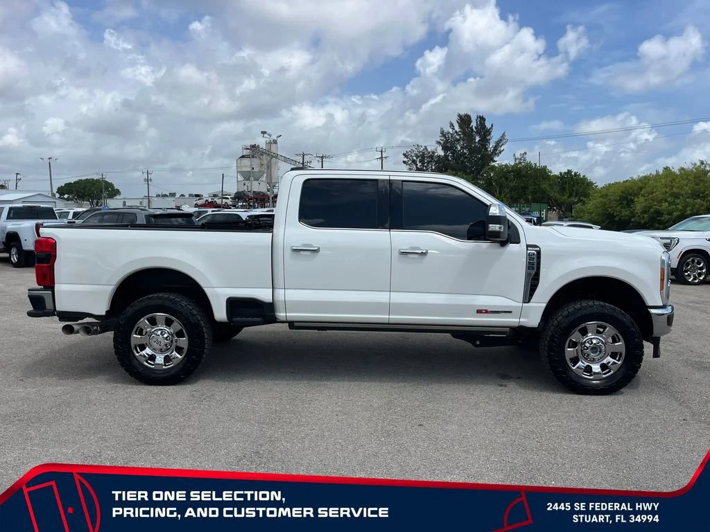 Used 2023 White Ford King Ranch image 4