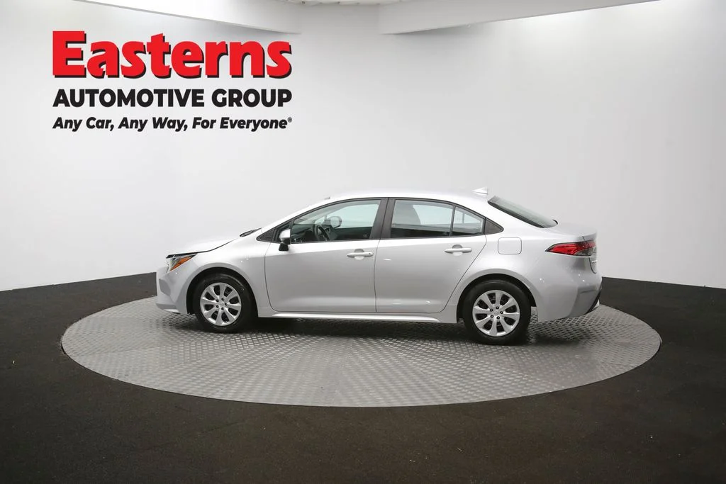 Used 2022 Silver Toyota LE image 57