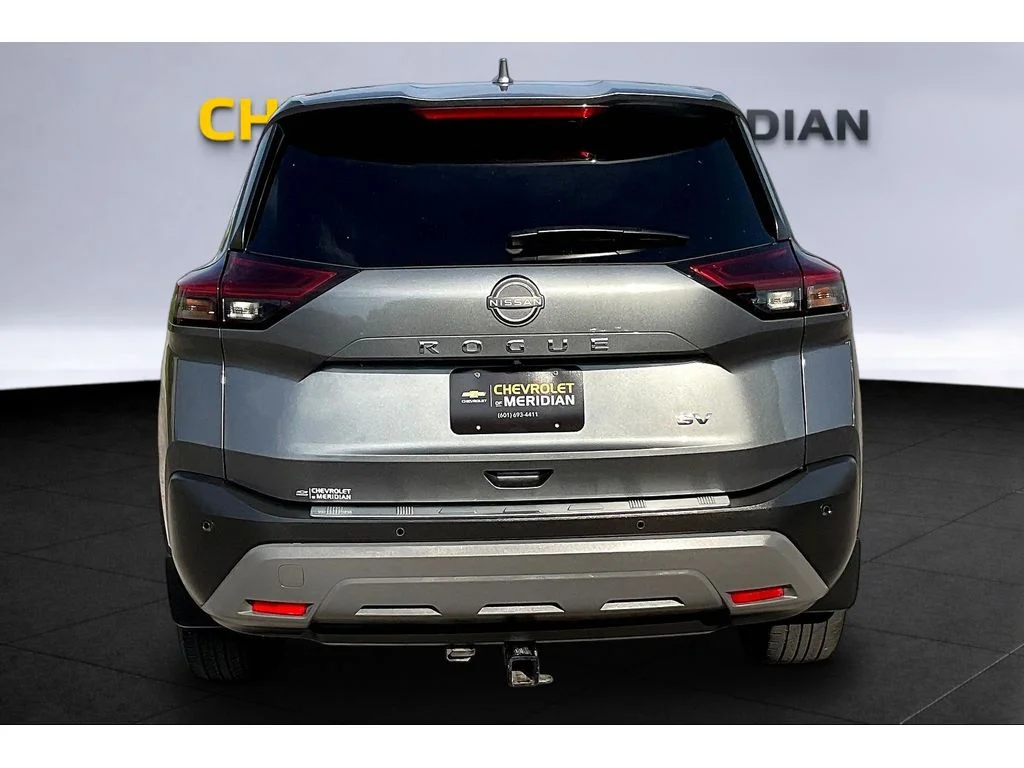 Used 2023  Nissan SV image 4