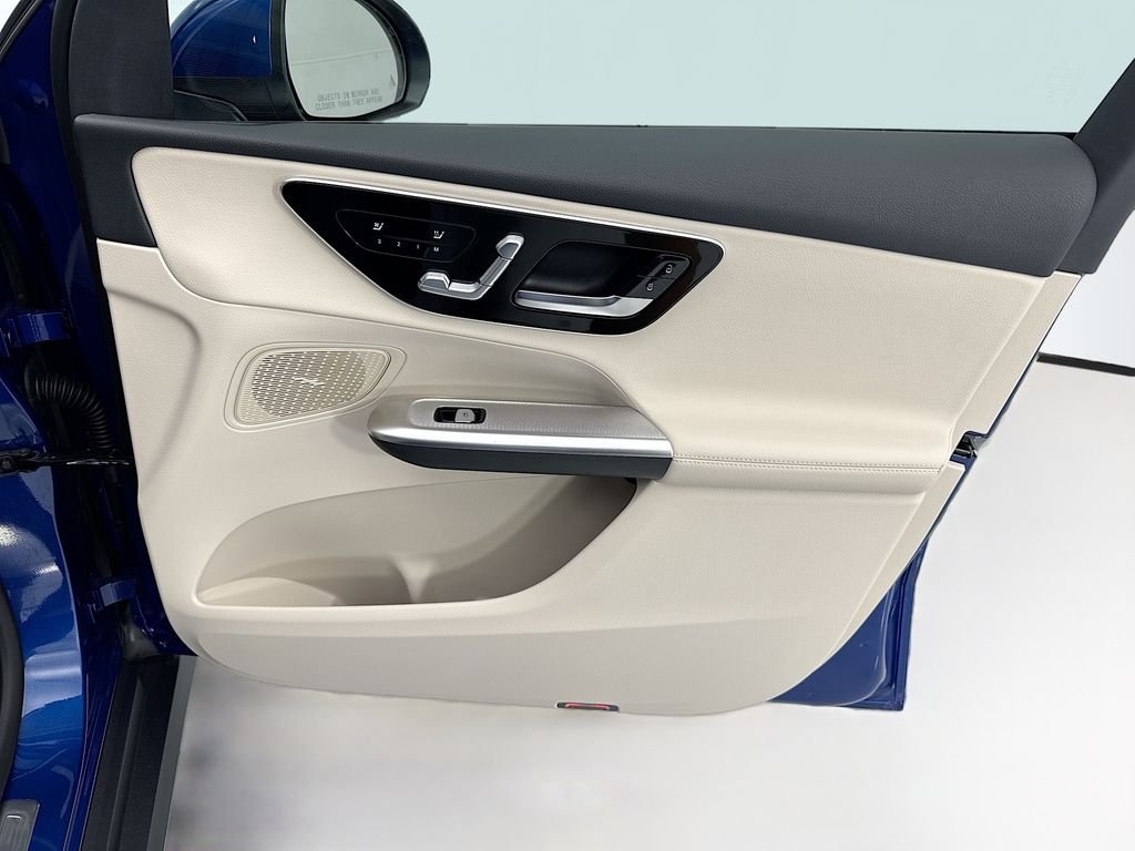 New 2026 Starling Blue Metallic Mercedes-Benz GLC 300 image 24