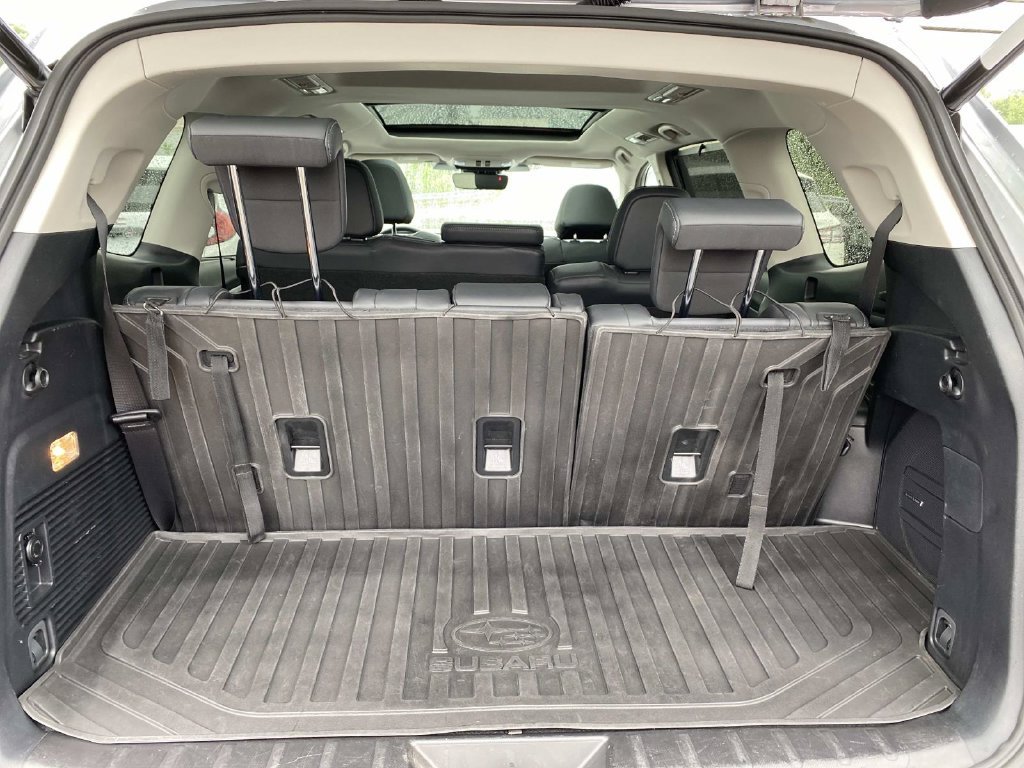 Certified Used 2023 Silver Subaru Limited image 6
