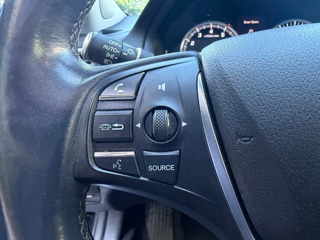 Used 2015  Acura V6 Tech image 20