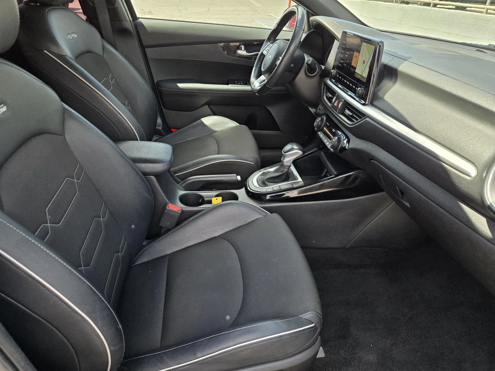 Used 2023 Aurora Black Kia GT-Line IVT image 31