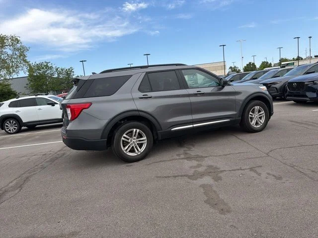 2021 Ford Explorer XLT - Photo 7