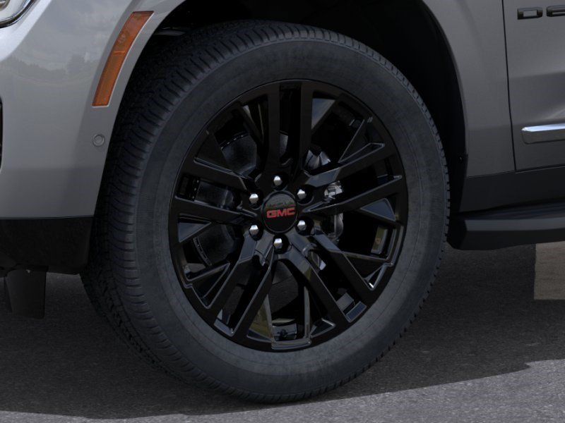 2026 GMC Yukon XL Denali - Photo 11