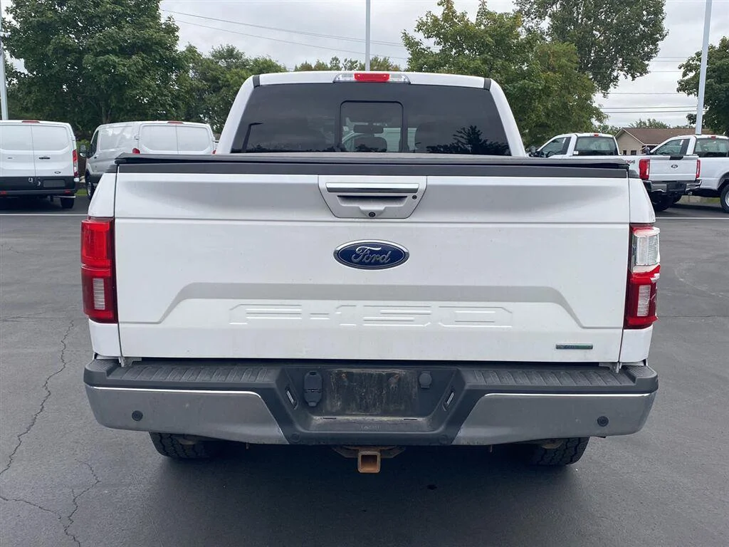 Used 2020 Oxford White Ford LARIAT image 10