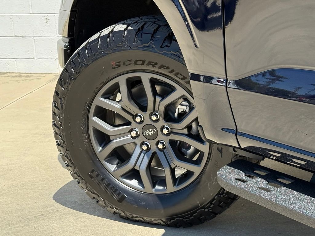New 2026 Antimatter Blue Metallic Ford Tremor® image 19