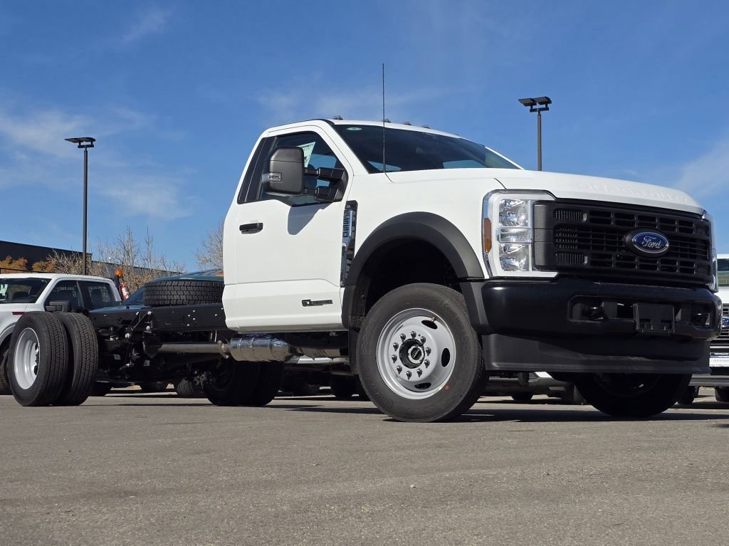 New 2026 Oxford White Ford F-550® XL image 2