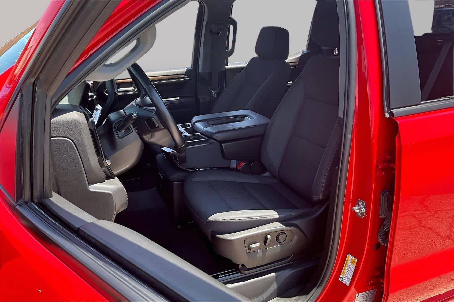 Used 2022 Red Chevrolet LT image 8