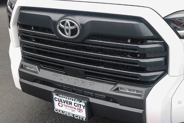2026 Toyota Tundra SR5 - Photo 5
