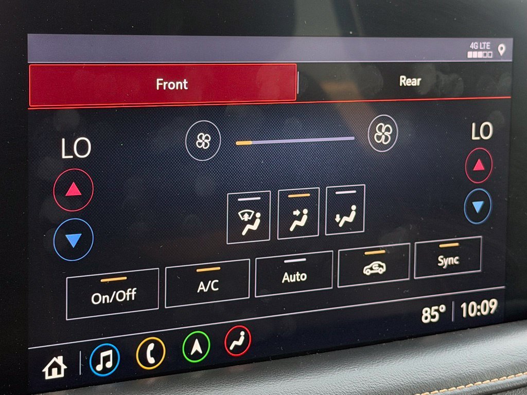 Used 2021 Blue GMC AT4 image 21
