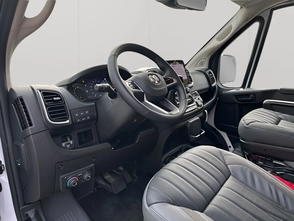 2025 RAM ProMaster Window Van Base - Photo 30