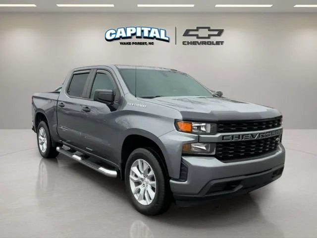 Used 2022 Satin Steel Metallic Chevrolet Custom image 7